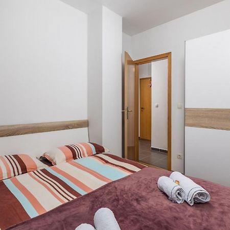 Nora Apartment Мркопали Екстериор снимка